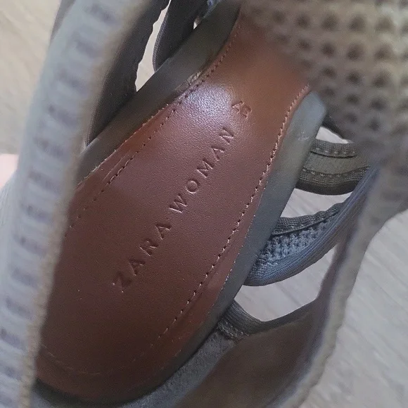 Zara l Size 37 Elegant Olive Green Women's Heels l Grad Night - Picture 5 of 9